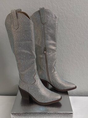 WetKiss Rhinestone Cowgirl Knee High Chunky Heel Boots Womens Size 6/EU 36